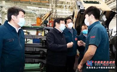 譚旭光深入山東濟(jì)寧地區(qū)企業(yè)開展市場(chǎng)調(diào)研，助推山推高質(zhì)量發(fā)展